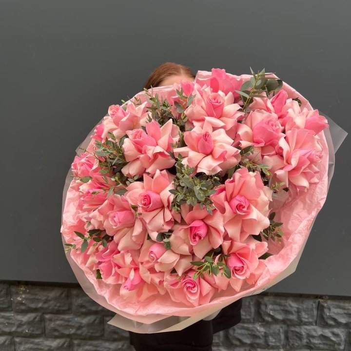  25 розовых французских роз в Абакане