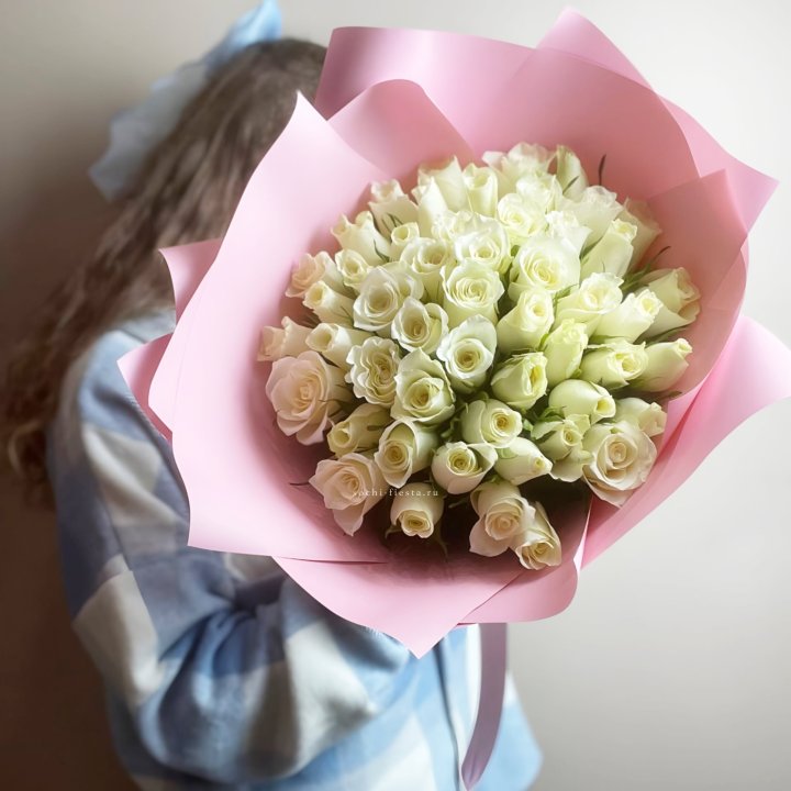 Букет из 51 белой розы (Кения) в Абакане