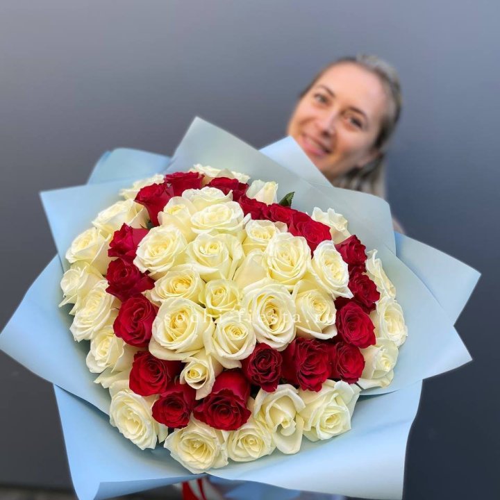 51 роза "Сердце" в Абакане