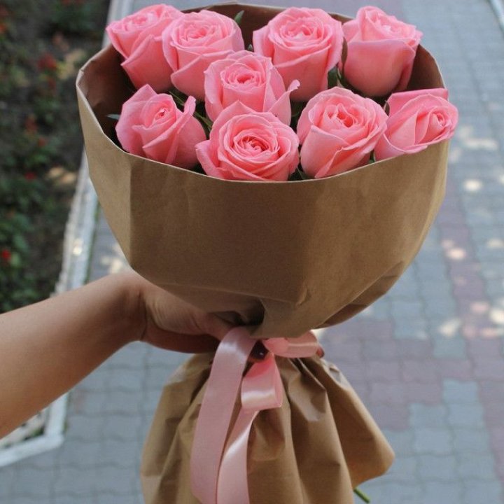 9 розовых роз в Абакане