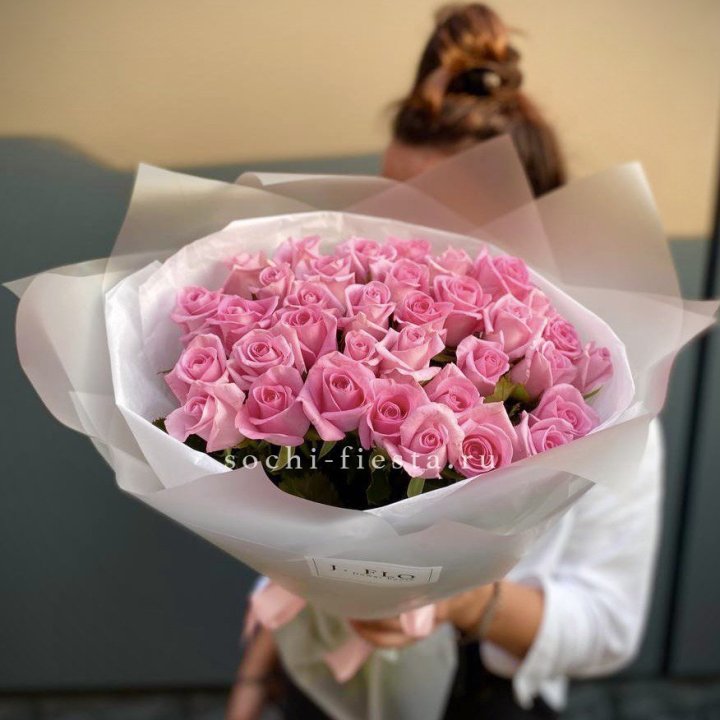 Букет розовых роз  в Абакане