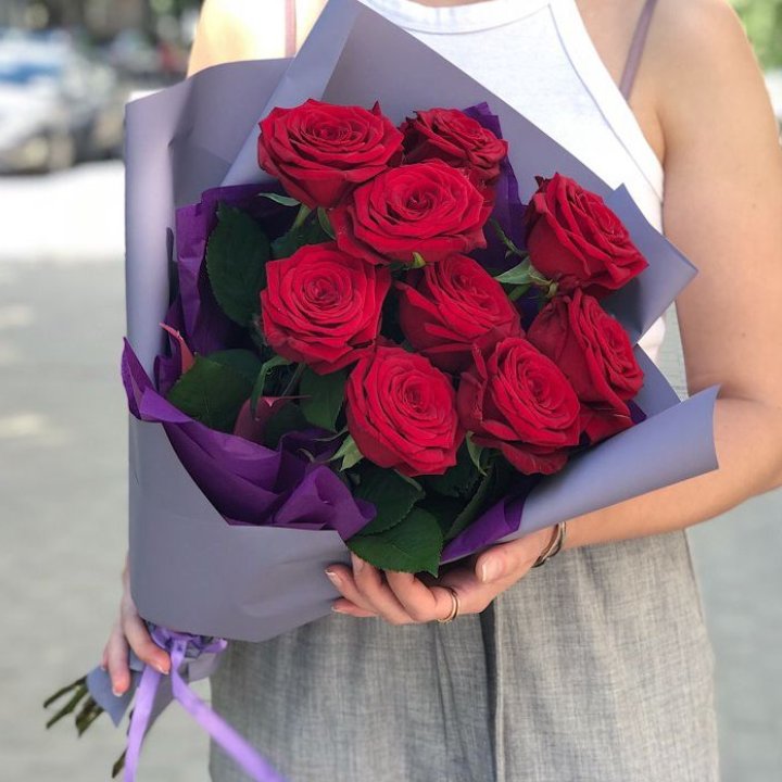 9  красных роз №1 в Абакане