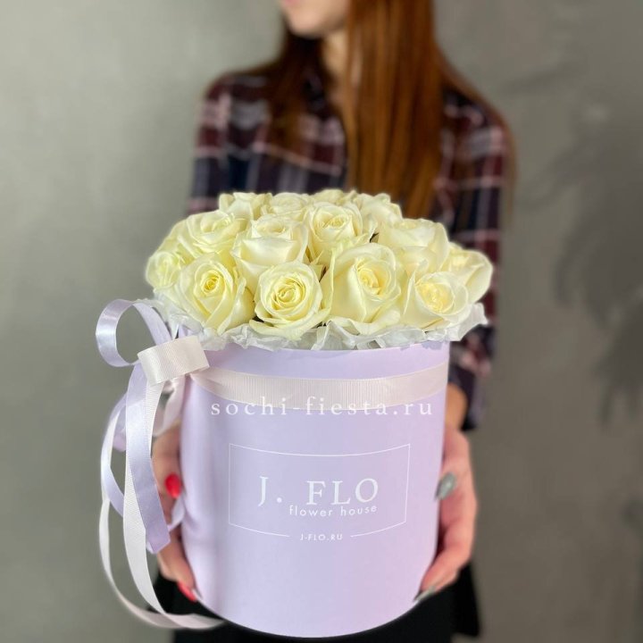 25 роз в цилиндре  в Абакане