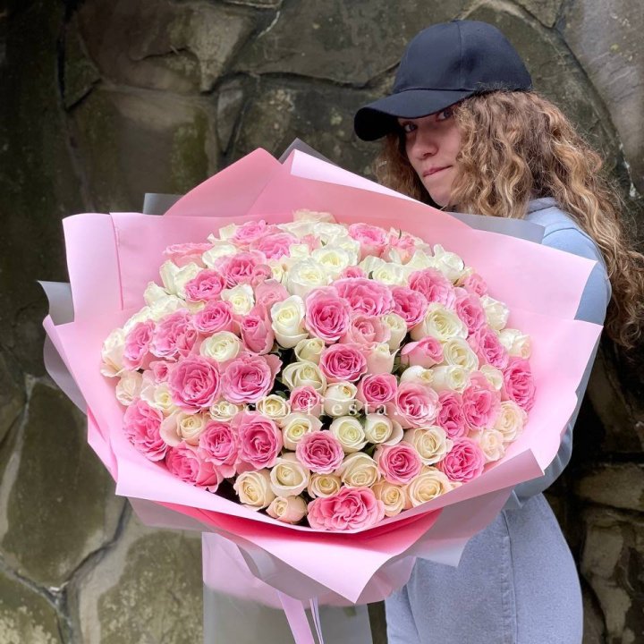 101 роза Миксбери в Абакане