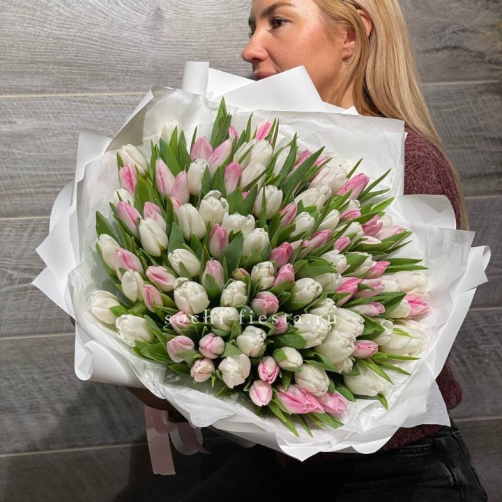 101 тюльпан нежный микс в Абакане