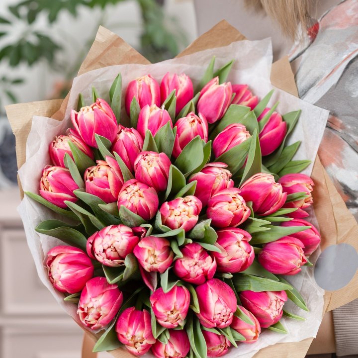 Букет пионовидных тюльпанов в Абакане